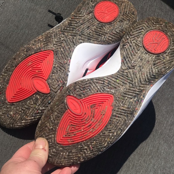 Nike kyrie flytrap III shoes - Picture 2 of 3